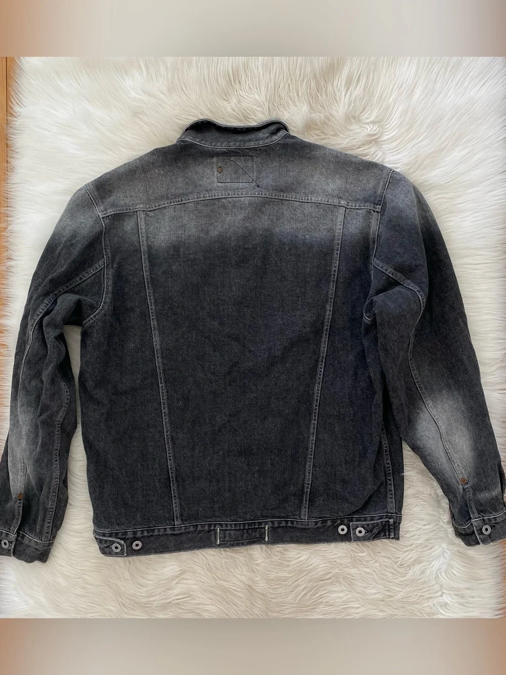 Guess Men’s Washed Black Distressed Cotton Denim Jean Jacket Y2K Vintage 00s XL